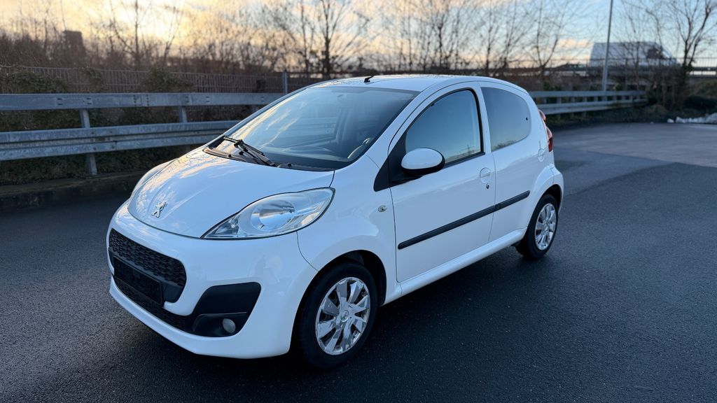 Peugeot 107 78.000 km 4.490 &euro; Herford 32052