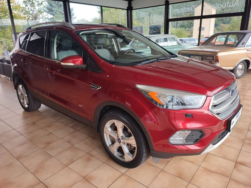 Ford Kuga 165.000 km 16.900 € Lohr 97816