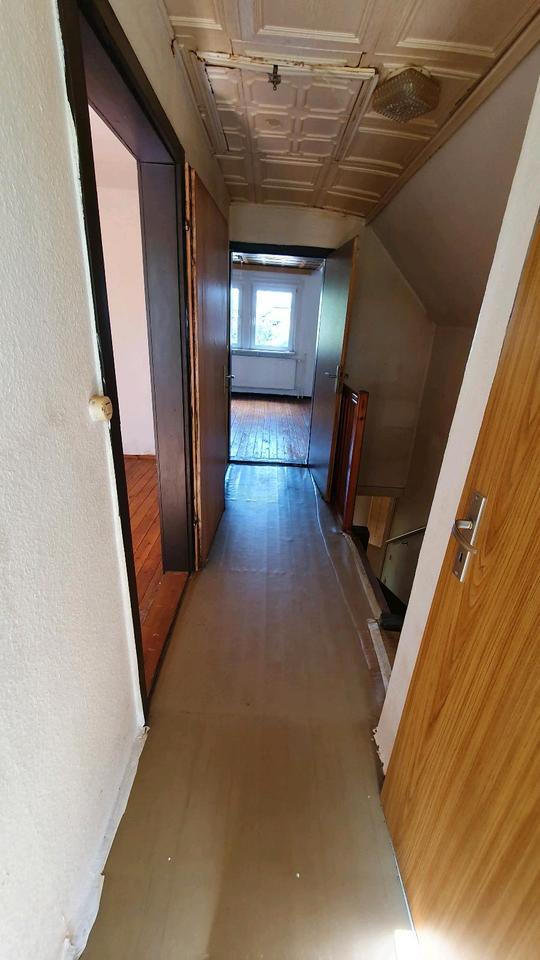 Einfamilienhaus mit Grundstück in ruhiger Lage
