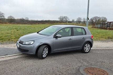 VW Golf 49.000 km 7.500 &euro; Großhansdorf 22927