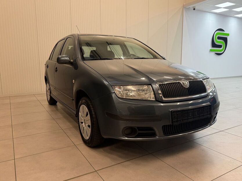 Skoda Fabia 238.993 km 2.490 € Steinfeld 49439