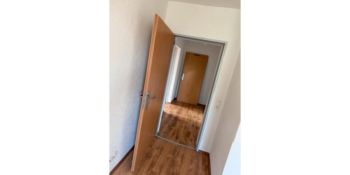 Dachgeschoßwohnung Duisburg Rheinhausen - 1 Zimmer, 50 m&sup2;, 625&euro; | Angebot:26682992