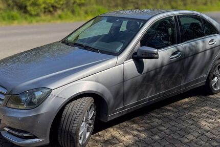 Mercedes-Benz C 200 111.000 km 13.450 &euro; Zell am Main 97299