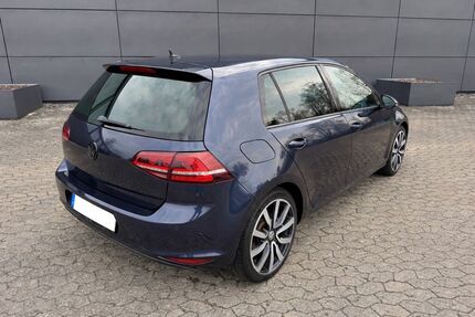 VW Golf 136.100 km 14.390 &euro; Tauberbischofsheim 97941