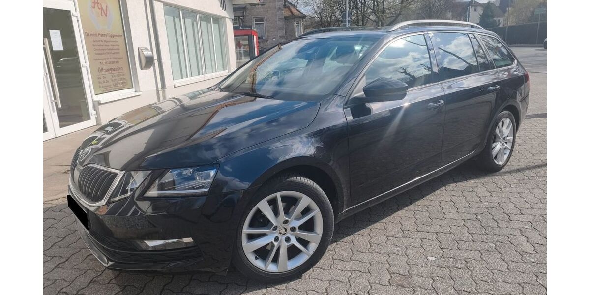 Skoda Octavia 127.500 km 16.400 &euro; Detmold 32760