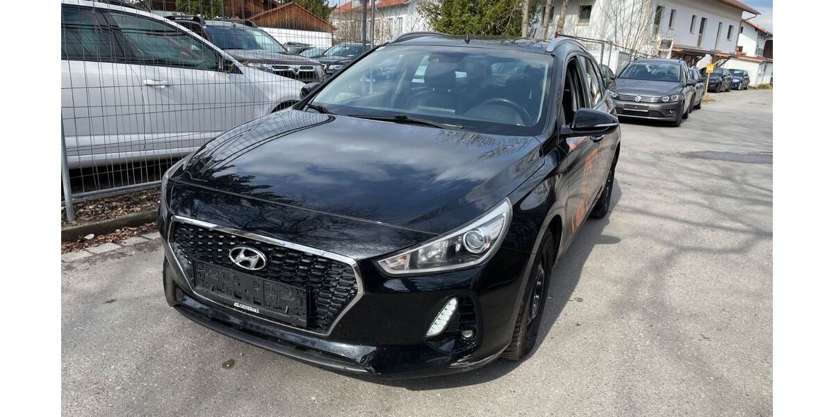 Hyundai i30 399.974 km 4.299 &euro; Rosenheim 83026