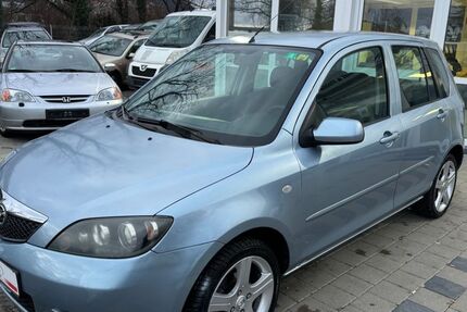 Mazda 2 144.000 km 1.999 &euro; Singen 78224