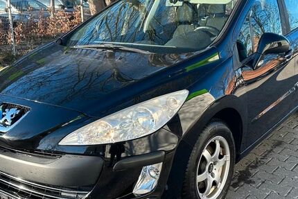 Peugeot 308 119.000 km 3.500 &euro; Pölitz 23847