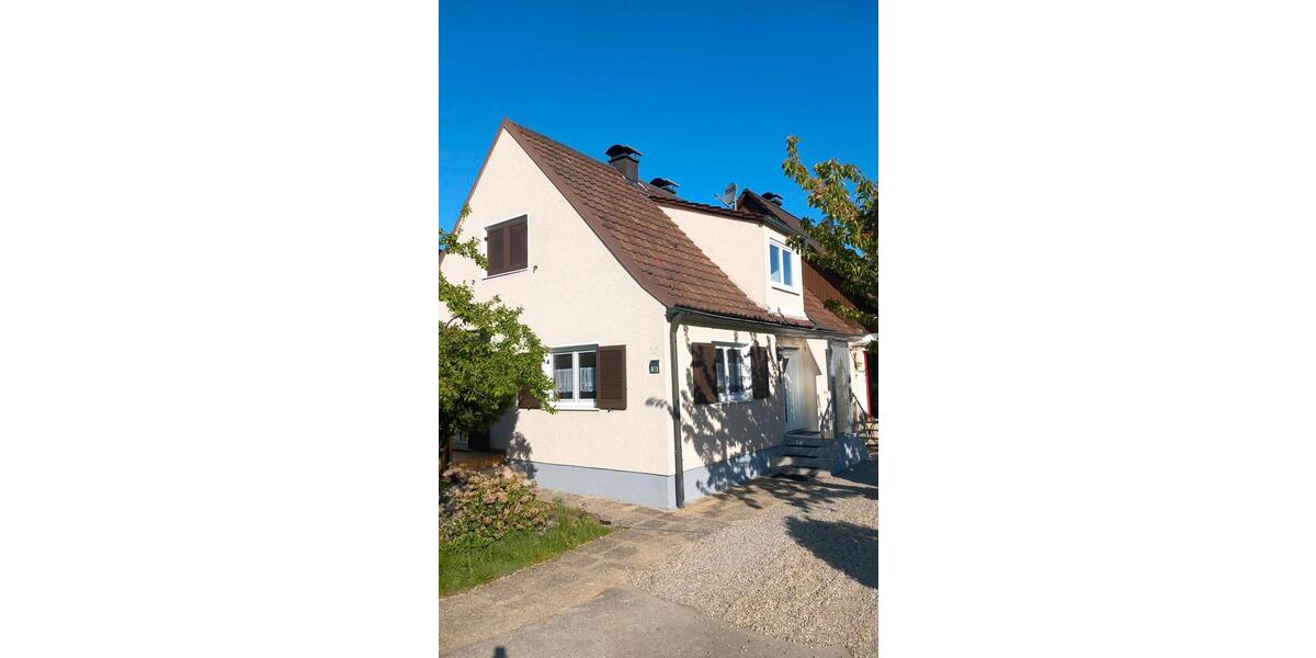 Einfamilienhaus Karlskron - 3 Zimmer, 70 m&sup2;, 750&euro; | Angebot:26373033