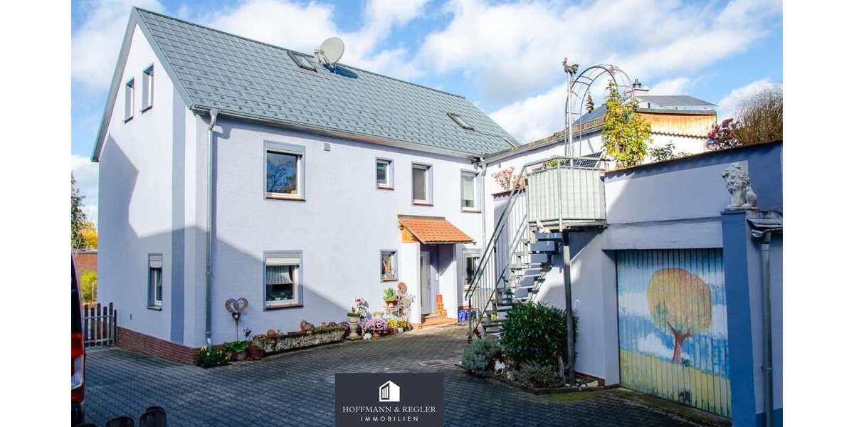 Haus zum Kaufen in Amberg 285.000 € 204 m² 8 zimmer