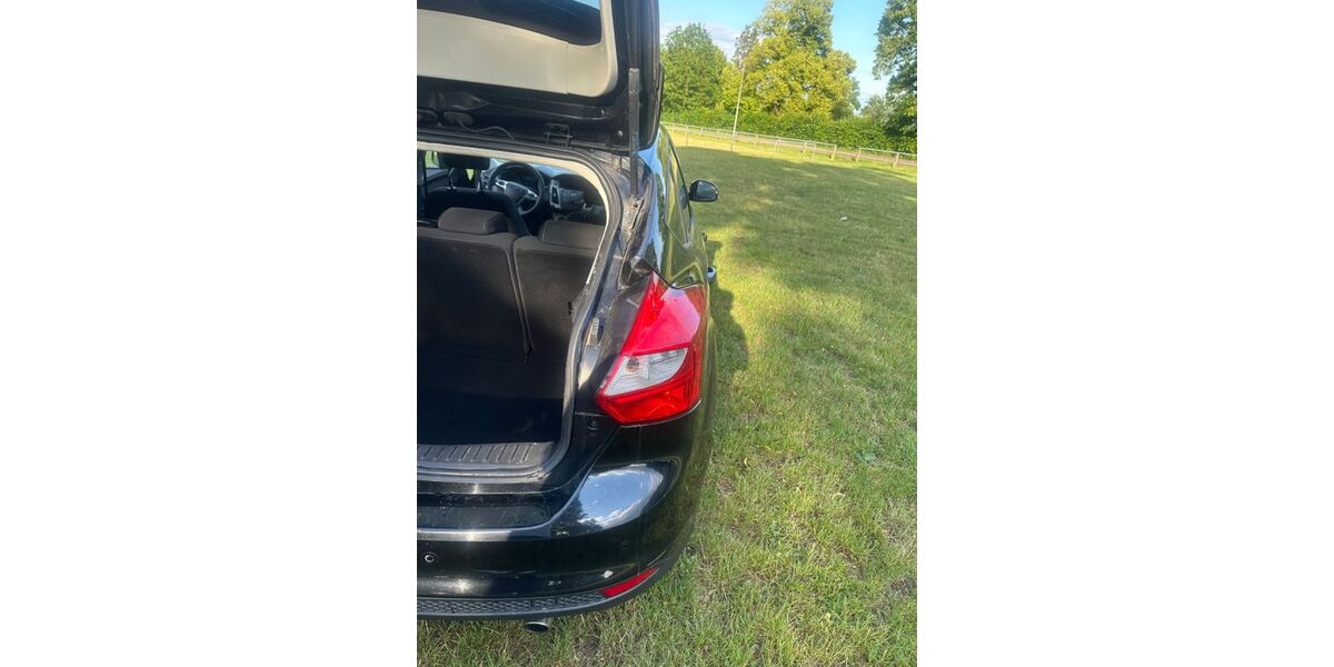 Ford Focus 186.000 km 2.450 &euro; Giengen 89537
