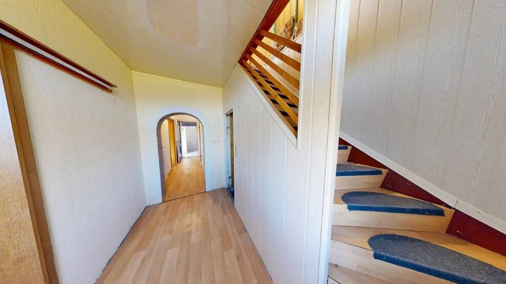 Ohne Käuferprovision!!! Eigenheim am Ortsrand zum Renovieren und Wohlfühlen 3 zimmer
