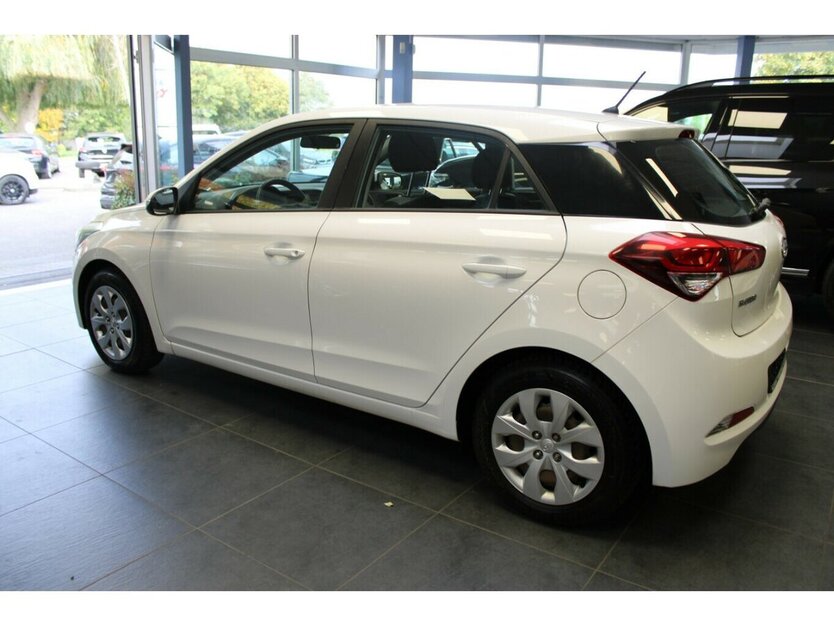 Hyundai i20 1.2 Classic 98.650 km 7.980 € Euskirchen 53881