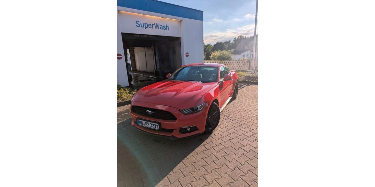 Ford Mustang 173.700 km 18.700 &euro; Oberhausen 46145