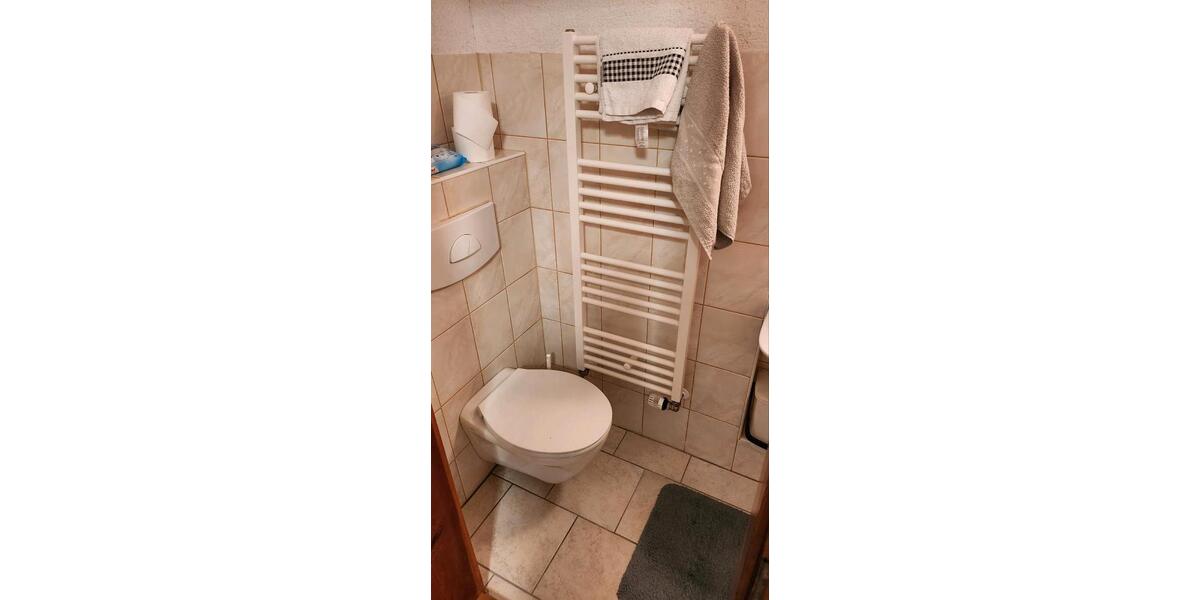 Doppelhaushälfte Neuhaus am Rennweg - 8 Zimmer, 140 m&sup2;, 75.000&euro; | Angebot:25873708