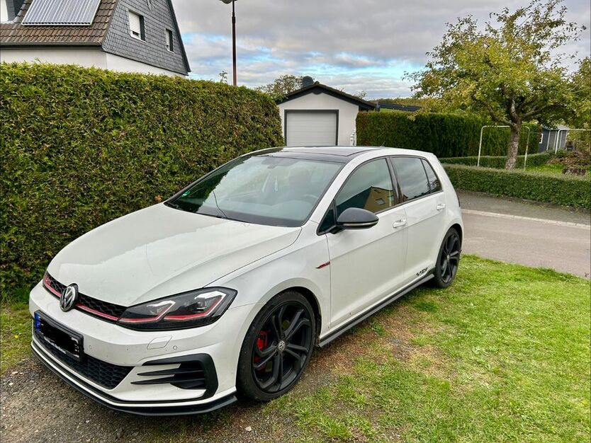 VW Golf 96.000 km 26.999 € Bollenbach 55624