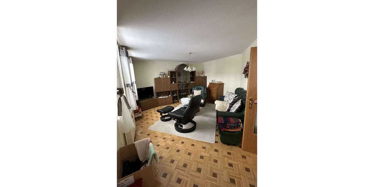 Etagenwohnung Lübz - 3 Zimmer, 74 m&sup2;, 120.000&euro; | Angebot:25108052