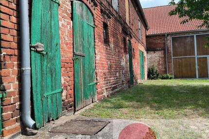 Haus Roßdorf Roßdorf - 7 Zimmer, 220 m&sup2;, 249.000&euro; | Angebot:23966522