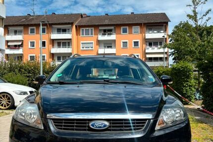 Ford Focus 185.000 km 3.200 &euro; Nauheim 64569