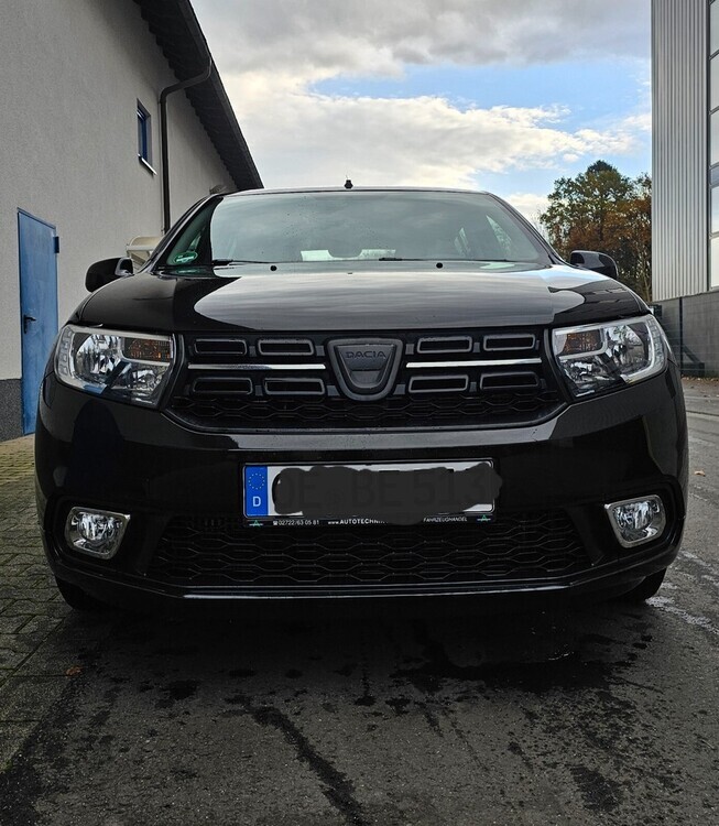 Dacia Sandero 45.800 km 7.800 € Attendorn 57439
