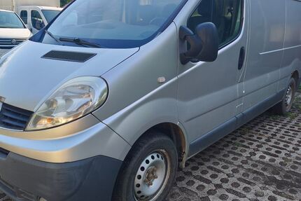 Renault Trafic 195.385 km 4.000 &euro; Leverkusen 51381