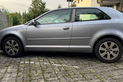 Audi A3 220.000 km 1.990 € Bergen 83346