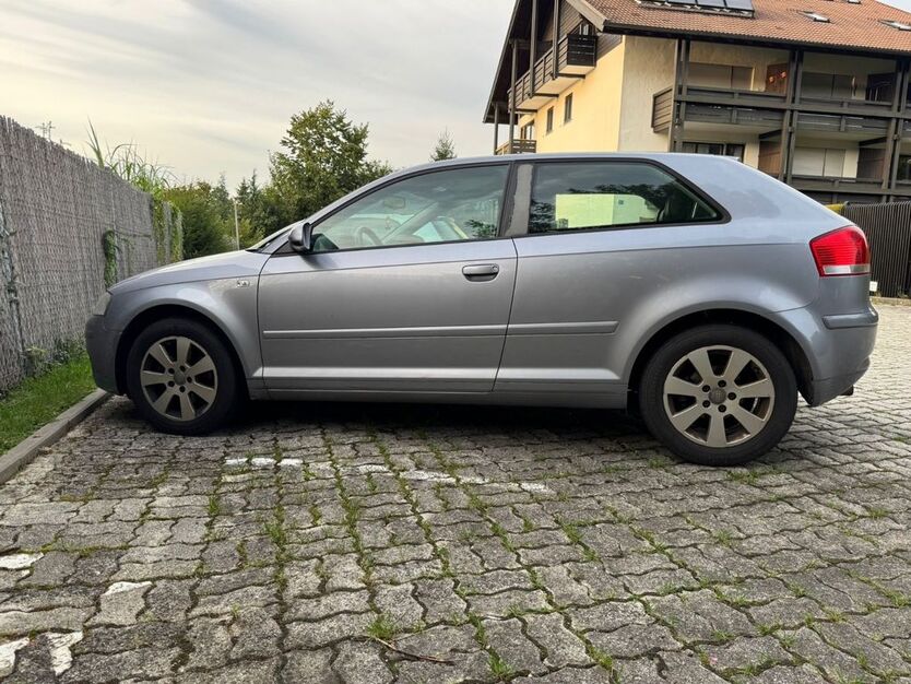 Audi A3 220.000 km 1.990 € Bergen 83346