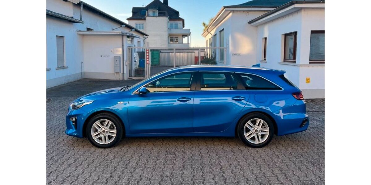 Kia ceed / Ceed 112.700 km 11.998 &euro; Limburg an der Lahn 65551