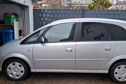 Opel Meriva 83.500 km 3.700 &euro; Waldshut-Tiengen 79761