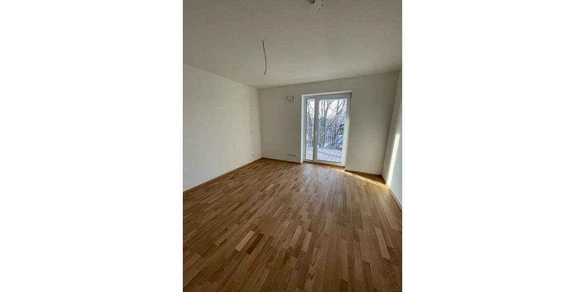 Etagenwohnung Schweinfurt Musikerviertel und amerik. Siedlung - 3 Zimmer, 94 m&sup2;, 999&euro; | Angebot:26435771