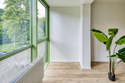 Wohnen mit LIFT - helle, moderne TOP 2-Zimmer-Wohnung ab 01.05.26 mit EBK, Balkon & Loggia 2 zimmer