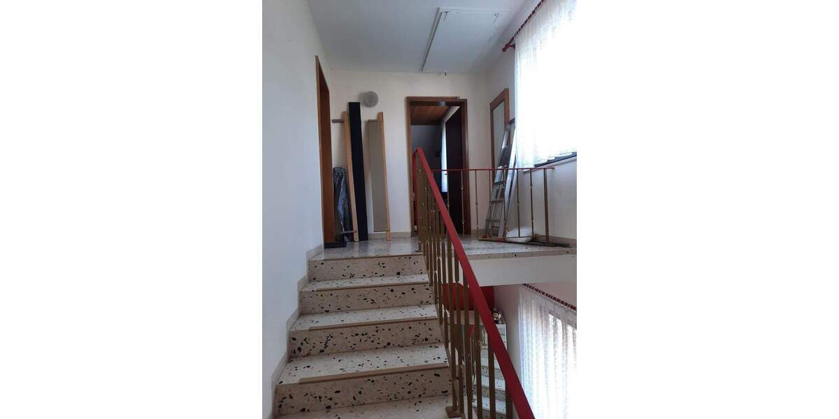 Mehrfamilienhaus, Wohnhaus Michelau i.Steigerwald Michelau - 6 Zimmer, 211 m&sup2;, 370.000&euro; | Angebot:25733230