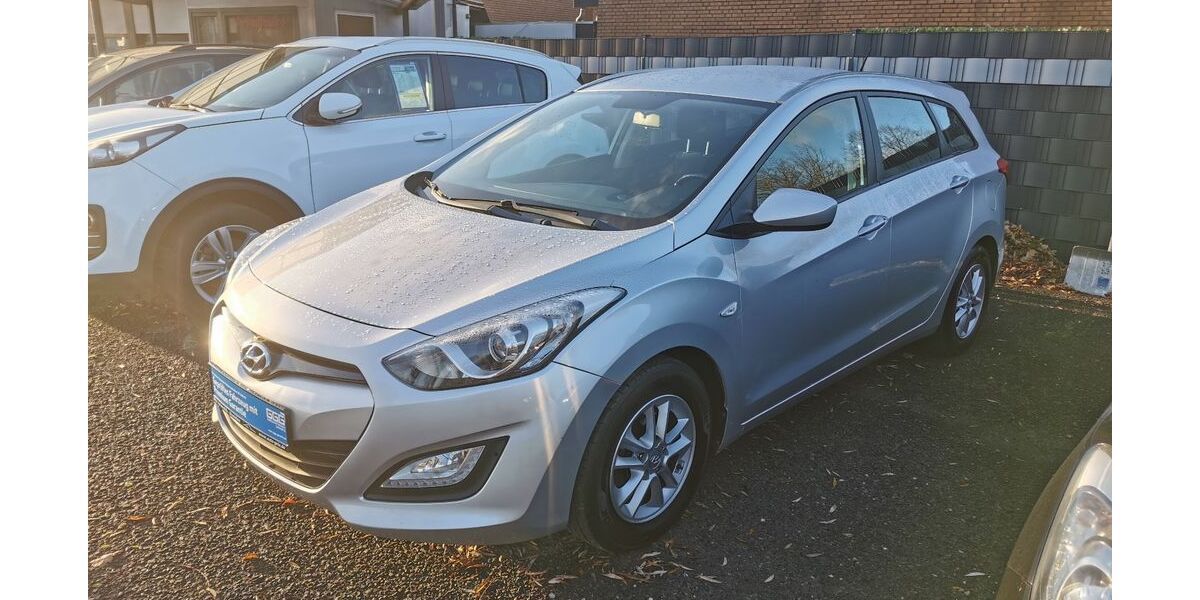 Hyundai i30 113.967 km 7.889 &euro; Rhede/Ems 26899