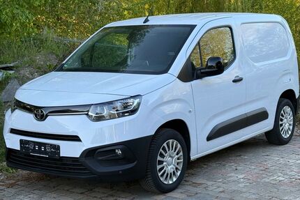 Toyota Proace City 87.000 km 13.500 &euro; Werther 33824