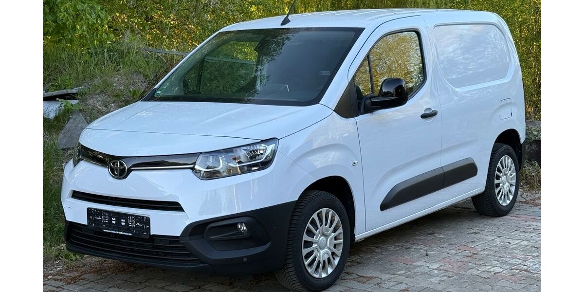 Toyota Proace City 87.000 km 13.500 &euro; Werther 33824