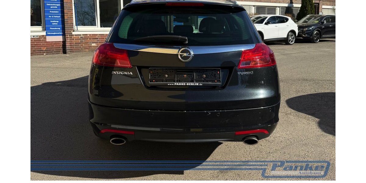 Opel Insignia Cosmo*SHZ*Navi*Tempo*E-Koffer*Lederweiß 169.708 km 5.780 &euro; Berlin 13187