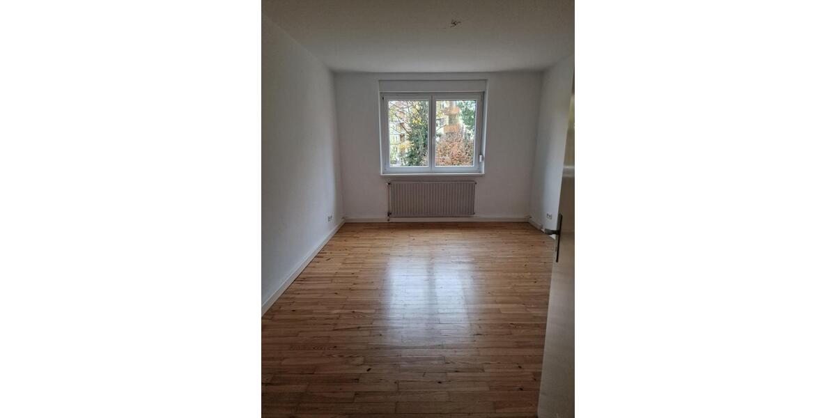 Etagenwohnung Grünwald - 2 Zimmer, 55 m&sup2;, 680&euro; | Angebot:25309035