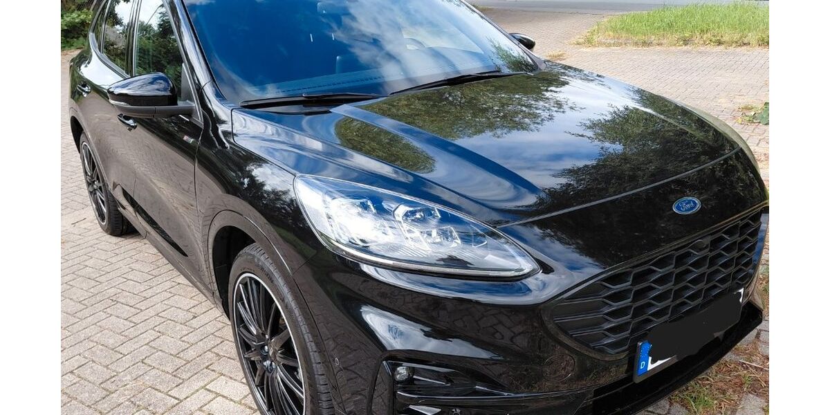 Ford Kuga 17.500 km 29.800 &euro; Stade 21680