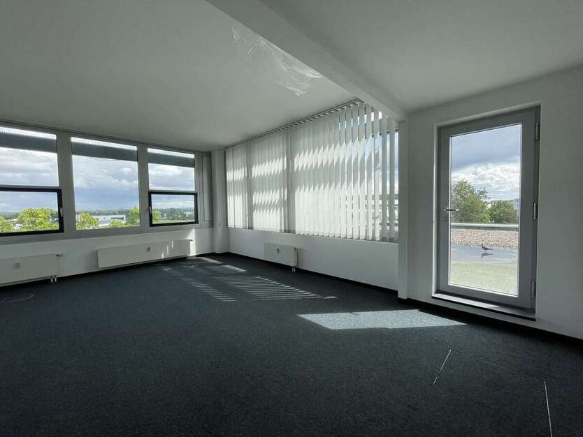 hochwertige, sanierte Bürofläche im Dölziger Gewerbegebiet! 14 zimmer