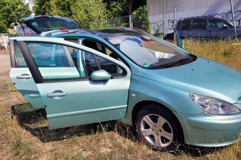 307