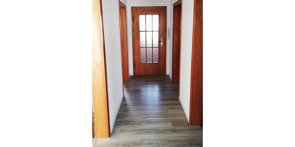 Einfamilienhaus Holzminden - 6 Zimmer, 173 m&sup2;, 245.000&euro; | Angebot:27122521