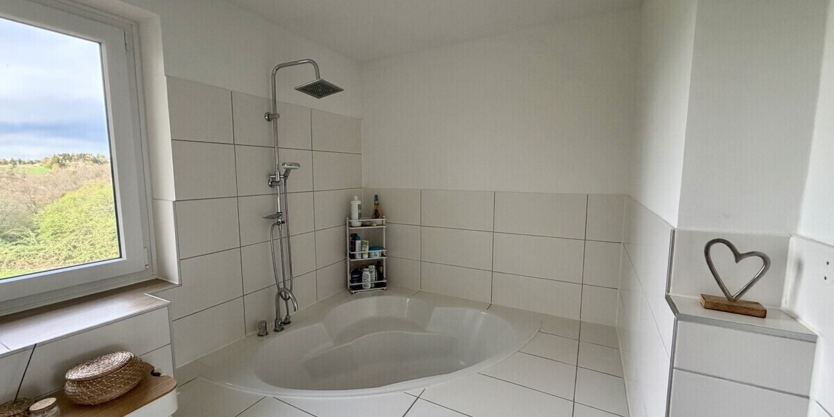 Gepflegte 3‑Zi‑Wohnung in Leverkusen‑Pattscheid – Wohnen zwischen Stadt und Natur - Etagenwohnung Bergisch Neukirchen | Angebot:26235294