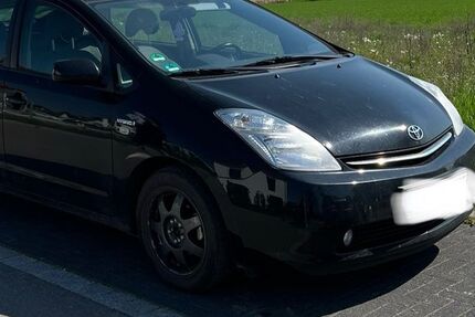 Toyota Prius 135.000 km 7.000 &euro; Breisach 79206