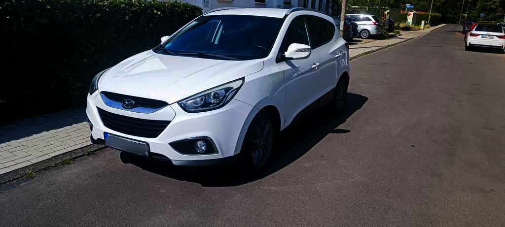 Hyundai ix35 218.000 km 6.200 &euro; Troisdorf 53842
