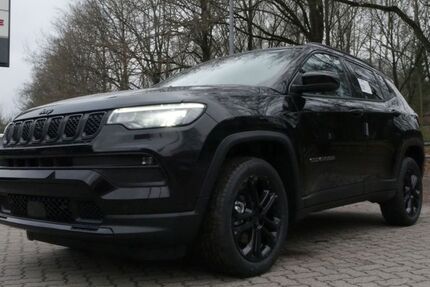Jeep Compass 6.500 km 39.990 € Hamburg 21077