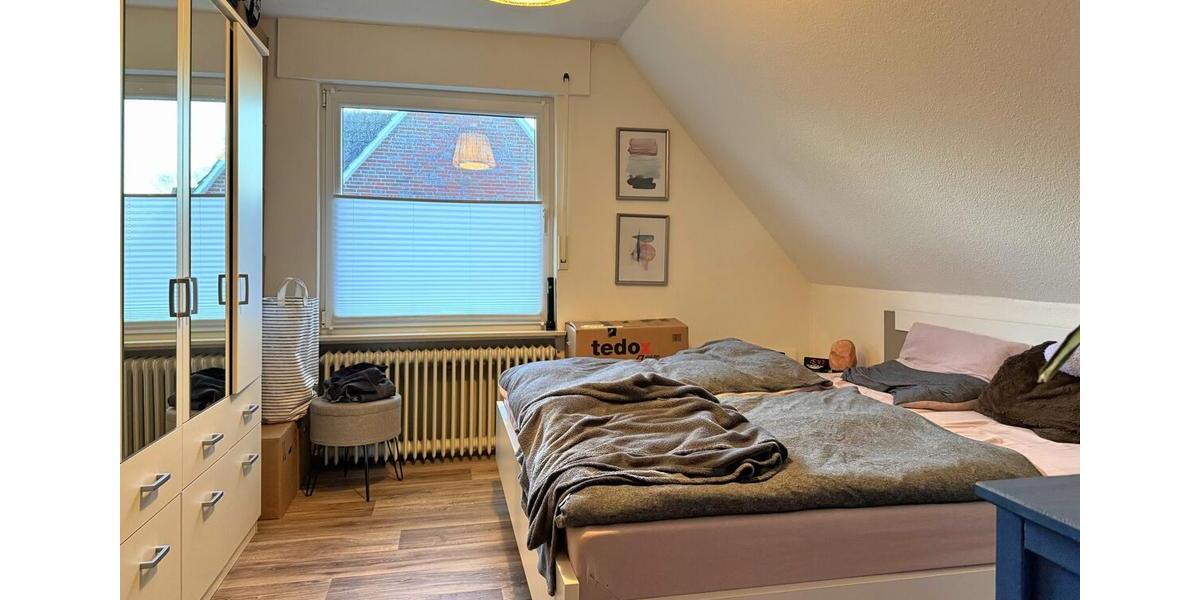 Dachgeschoßwohnung Großefehn - 3 Zimmer, 70 m&sup2;, 450&euro; | Angebot:25444354
