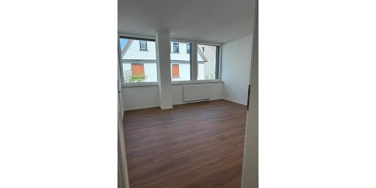 Etagenwohnung Hessisch Lichtenau - 4 Zimmer, 127 m&sup2;, 1.150&euro; | Angebot:26701978