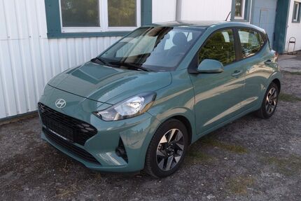 Hyundai i10 5.800 km 11.950 &euro; Reddeber 38855