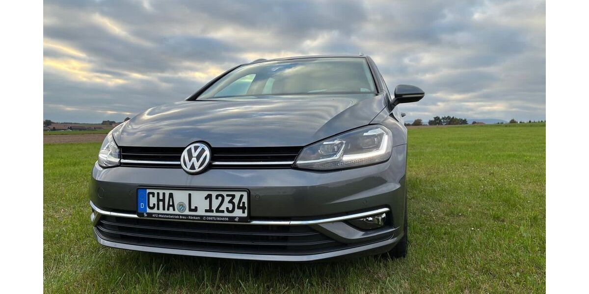 VW Golf 129.000 km 13.200 &euro; Eschlkam 93458