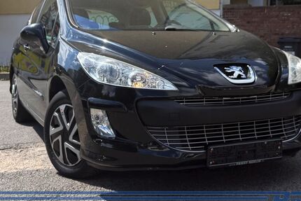 Peugeot 308 103.819 km 3.490 &euro; Berlin - Pankow 13187